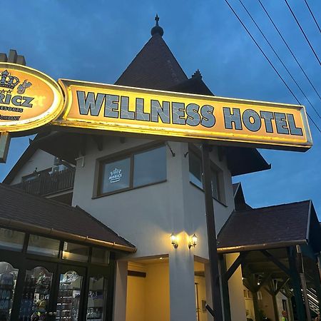 Fenyves Hotel Балатонфеньвеш Екстер'єр фото